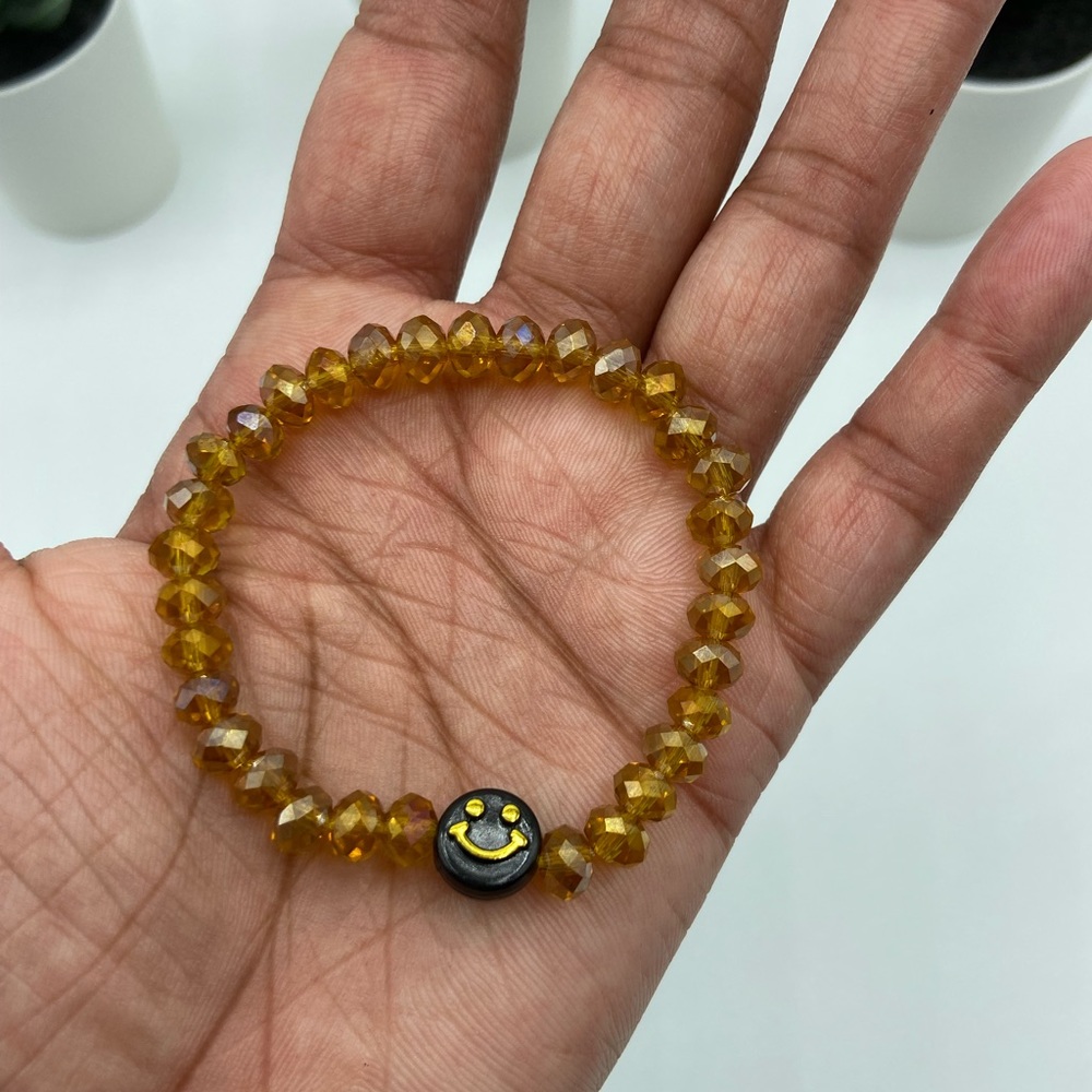 Y2K Handmade Trendy Glass Bead Bracelet with Smiley Face
